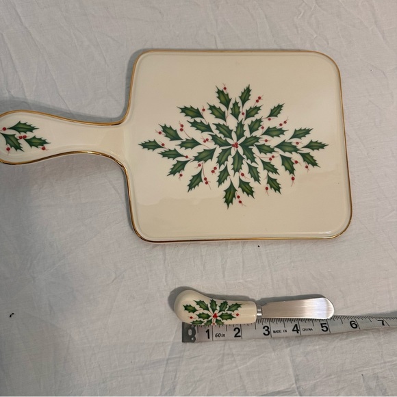 Lenox Cheese Board with Spreaders - Picture 2 of 8